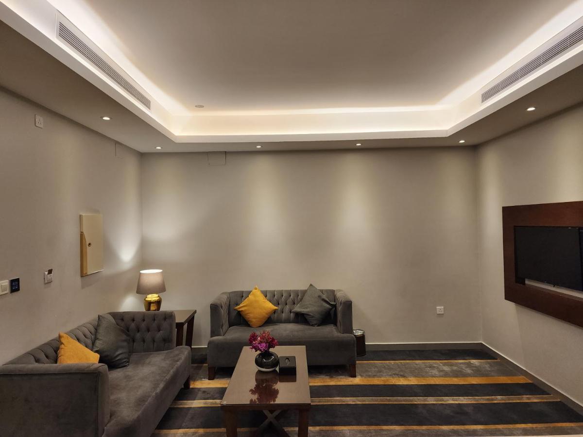 دار ود للأجنحة الفندقية Jidda Exteriör bild
